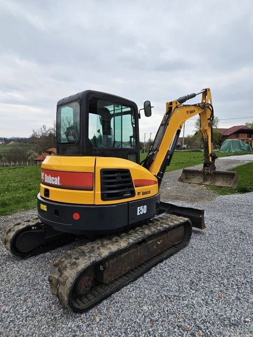 B90007.jpg Mini-pelle Bobcat E50 – 2016 – 4,8T - Imagen 1