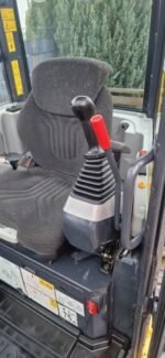 Mini-pelle Komatsu PC35 MR5 – 2019 - 3,8T - Imagen 9